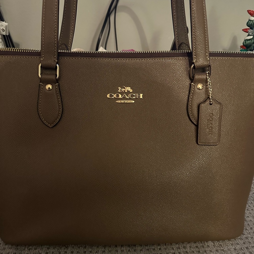 Gallery Tote Bag
